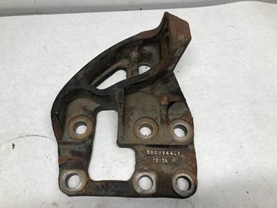 International N13 Engine Mount for a International Prostar