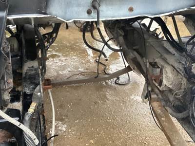 Mack E7 Engine Mount for a Mack CH