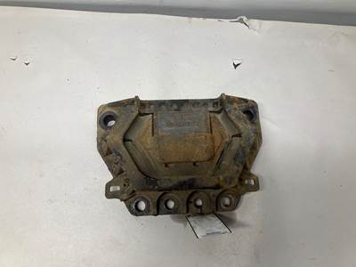 Mercedes-Benz MBE 4000 Engine Mount for a Sterling A9513