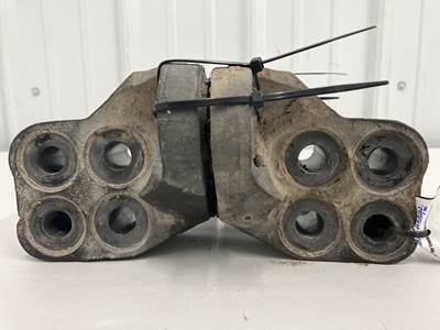 Paccar MX-13 Engine Mount for a Kenworth T660