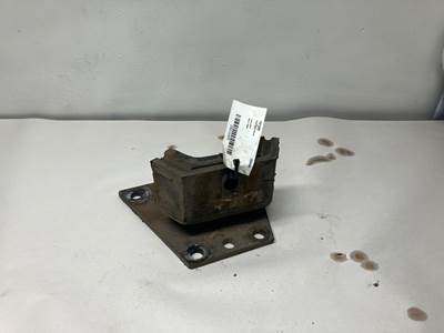 Paccar PX-7 Engine Mount for a Kenworth T270