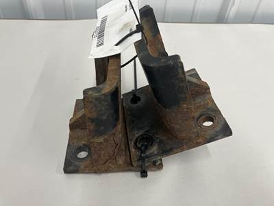 Paccar PX-7 Engine Mount for a Kenworth T270