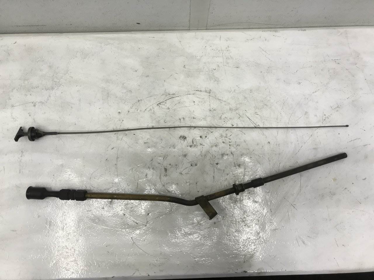 2001 Caterpillar C12 Engine Oil Dipstick for a Freightliner FL112 For