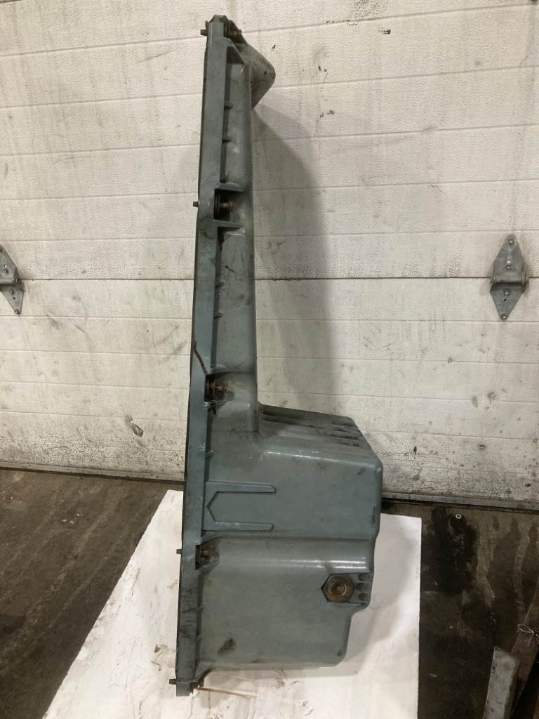 2002 Detroit Series 60 12.7L Engine Oil Pan for a Freightliner C120