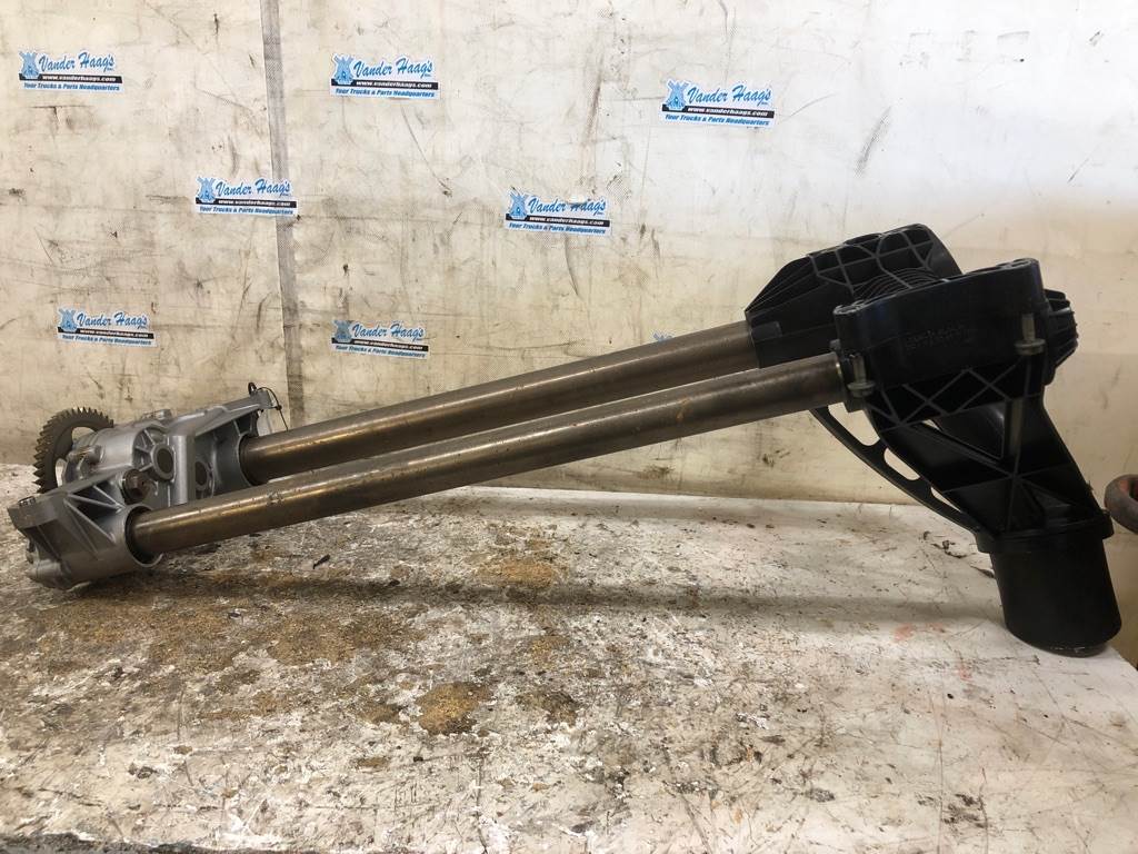 2015 Detroit DD15 Engine Oil Pickup Tube for a Freightliner Cascadia