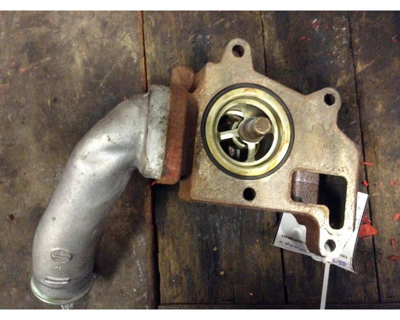 2005 Cummins ISX Engine Thermostat Housing For Sale Spencer, IA