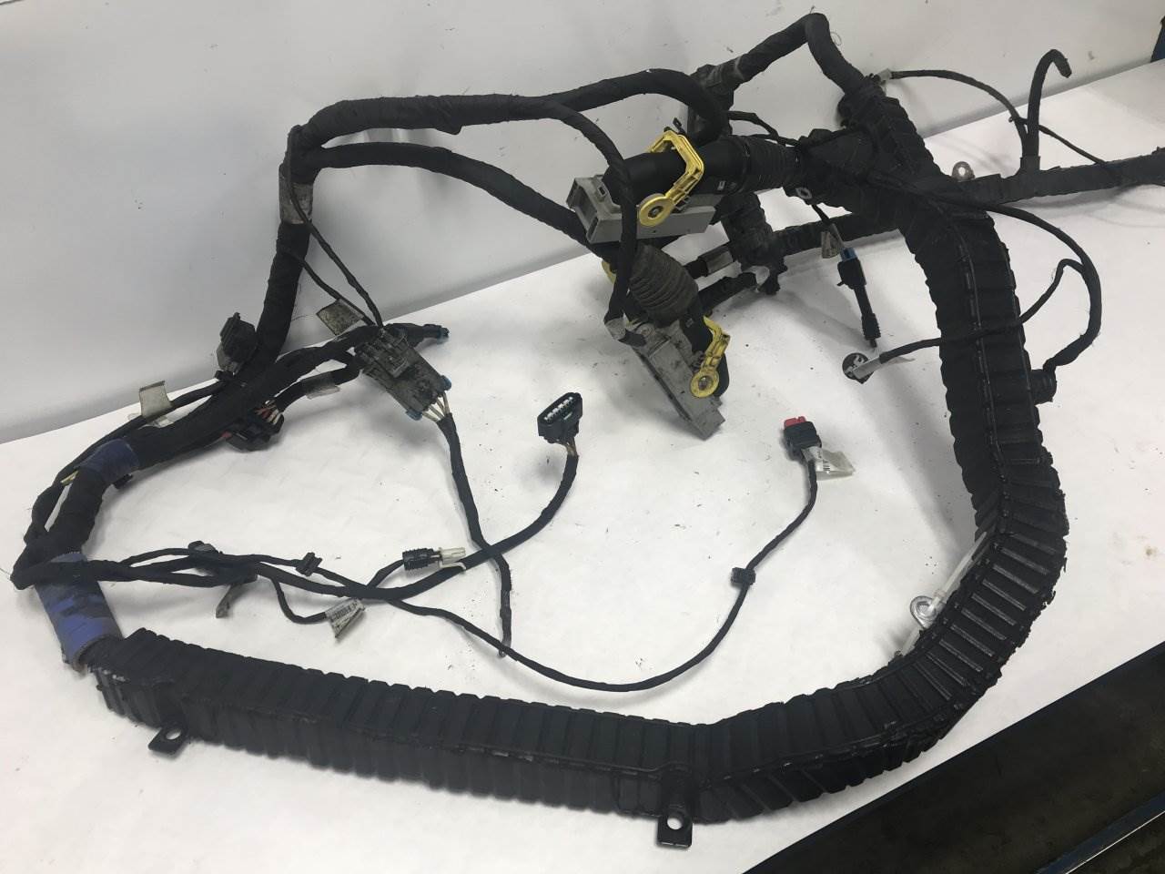 2016 Paccar MX13 Engine Wiring Harness for a Peterbilt 579 For Sale Sioux Falls, SD P92