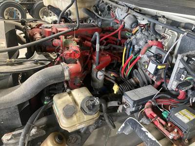 Cummins ISB 6.7L Engine for a Freightliner M2 106