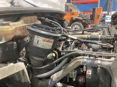 Cummins ISC Engine for a Freightliner M2 106