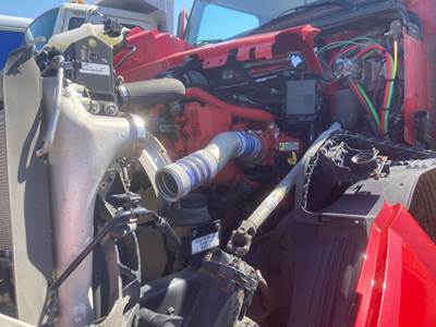 Cummins ISX15 Engine for a Volvo VNL