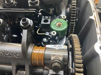 Detroit DD13 Engine for a Freightliner Cascadia