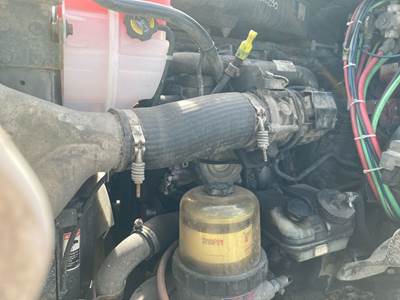 Detroit DD13 Engine for a Freightliner Cascadia