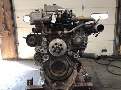 Detroit DD13 Engine for a Freightliner Cascadia