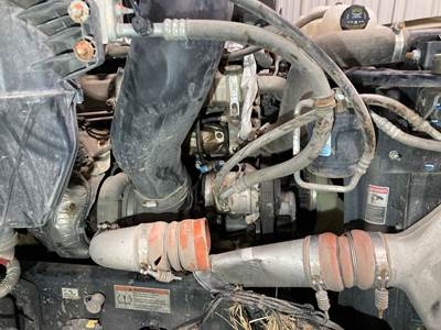 Detroit DD13 Engine for a Freightliner Cascadia