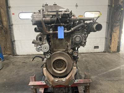Detroit DD13 Engine for a Freightliner Cascadia