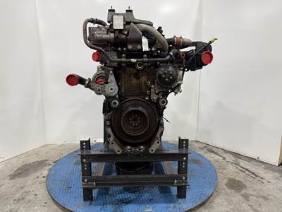 Detroit DD13 Engine for a Freightliner Cascadia