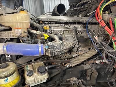 Detroit DD13 Engine for a Freightliner Cascadia