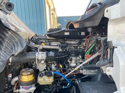 Detroit DD15 Engine for a Freightliner Cascadia