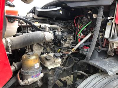 Detroit DD15 Engine for a Freightliner Cascadia