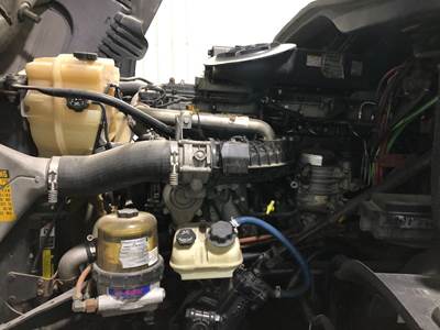 Detroit DD15 Engine for a Freightliner Cascadia