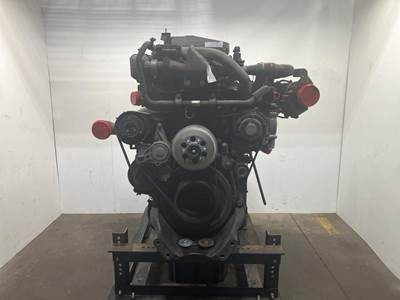 Detroit DD15 Engine for a Freightliner Cascadia