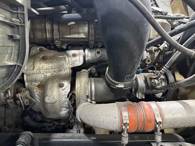 Detroit DD15 Engine for a Freightliner Cascadia