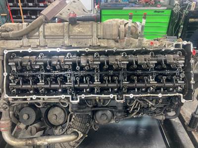 Detroit DD15 Engine for a Freightliner Cascadia