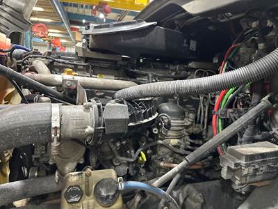 Detroit DD15 Engine for a Freightliner Cascadia