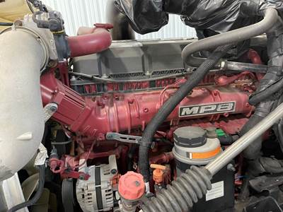 Mack MP8 Engine for a Mack An (AnTHEM)