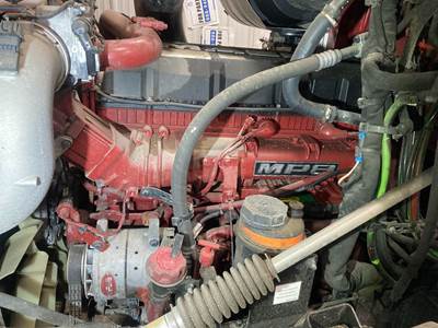 Mack MP8 Engine for a Mack An (AnTHEM)