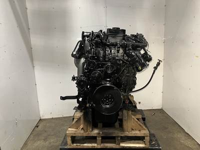 Paccar PX-7 Engine for a Peterbilt 220 Coe