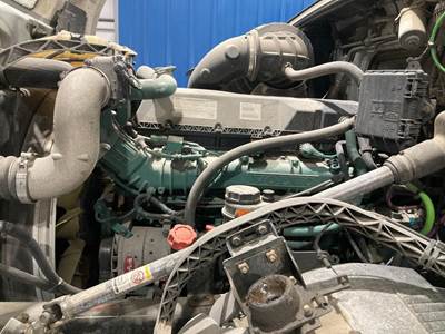 Volvo D13 Engine for a Volvo VNL