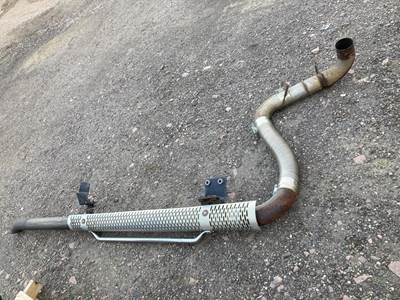 Ford L8513 Exhaust Assembly