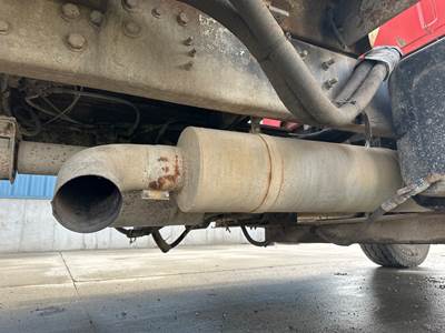 Ford L8513 Exhaust Assembly