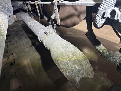 Freightliner Cascadia Exhaust Assembly