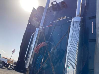 Freightliner Columbia 120 Exhaust Assembly