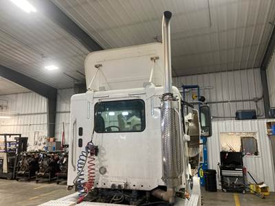 Freightliner Columbia 120 Exhaust Assembly