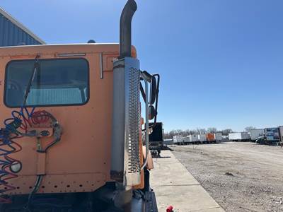 Freightliner Columbia 120 Exhaust Assembly