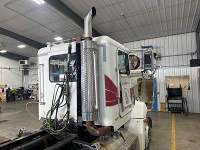 Freightliner FLD112 Exhaust Assembly
