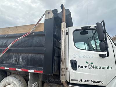 Freightliner M2 106 Exhaust Assembly