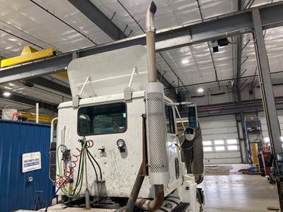 International 9100 Exhaust Assembly