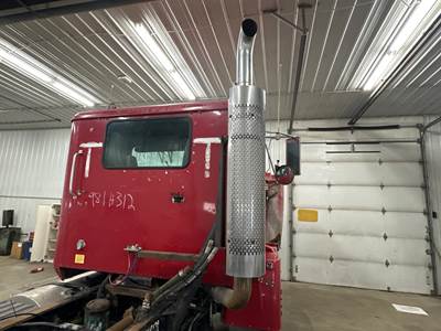 International 9200 Exhaust Assembly