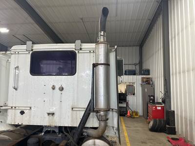 International 9400 Exhaust Assembly