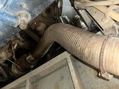 International 9700 Exhaust Assembly