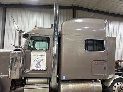 Peterbilt 389 Exhaust Assembly