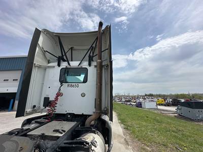 Peterbilt 579 Exhaust Assembly