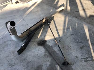 Volvo VNL Exhaust Assembly