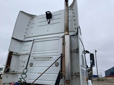 Volvo VNL Exhaust Assembly