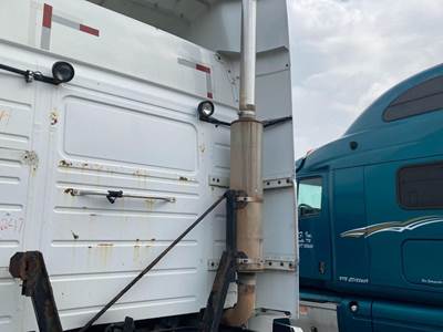 Volvo VNL Exhaust Assembly