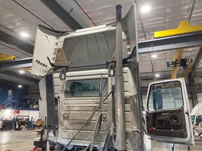 Volvo VNL Exhaust Assembly